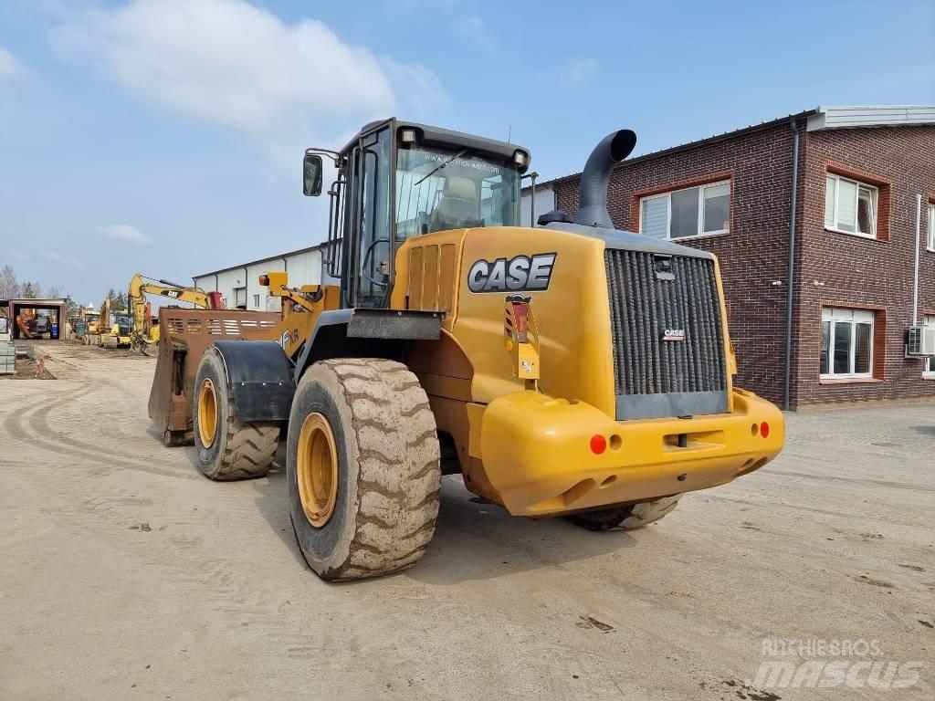 CASE 821 FXR Wielladers