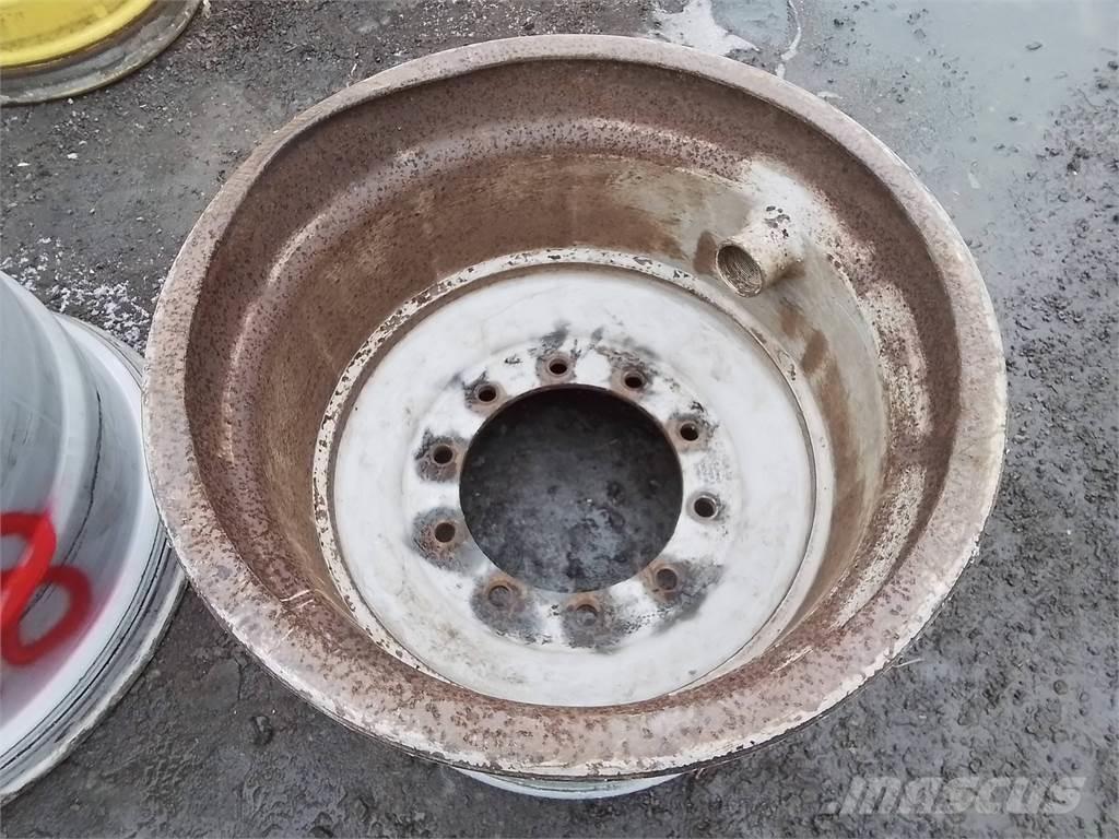 Valmet 890 20x26,5 Banden, wielen en velgen