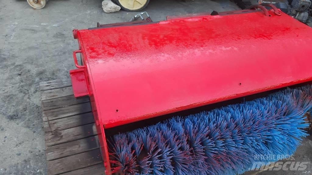 Bobcat 110 Veegmachines