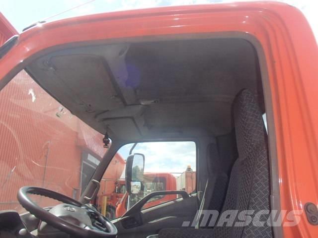 Hino 195 Chassis met cabine