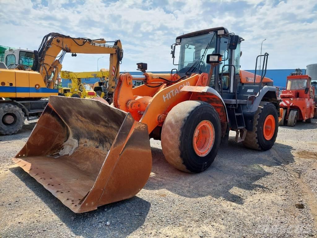 Hitachi ZW250 Wielladers