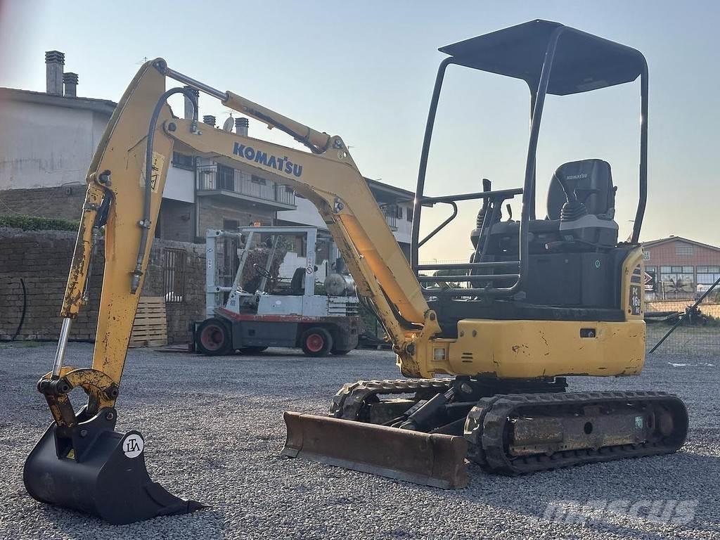 Komatsu PC16R-3HS Minigraafmachines < 7t