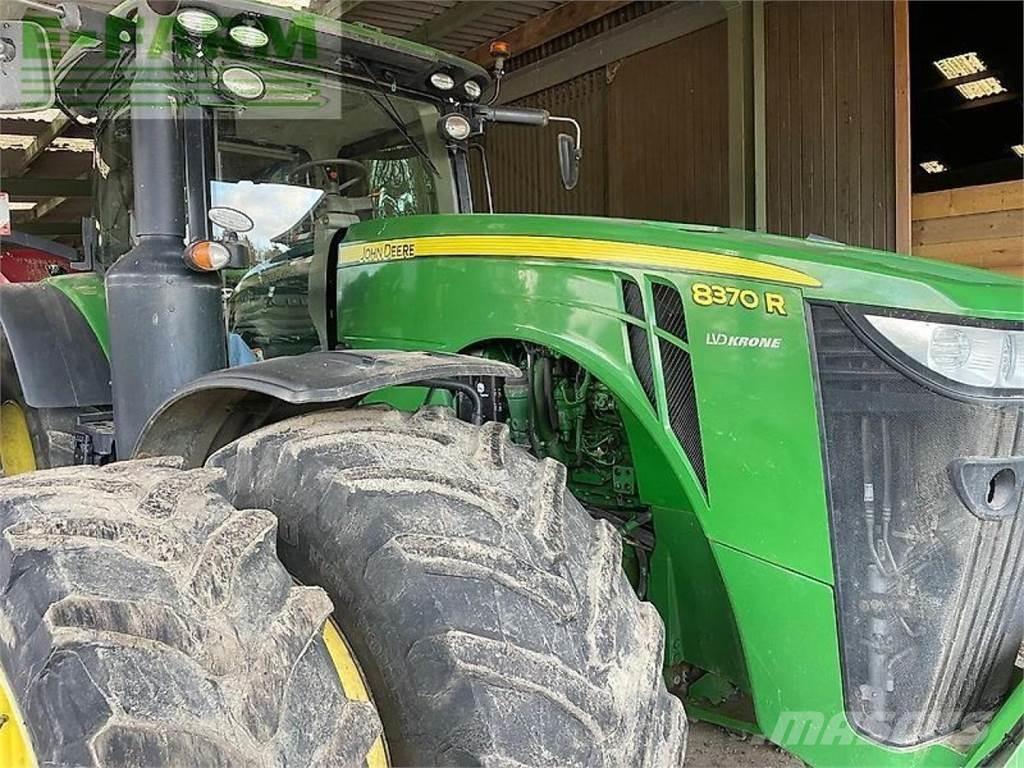 John Deere 8370 r Tractoren