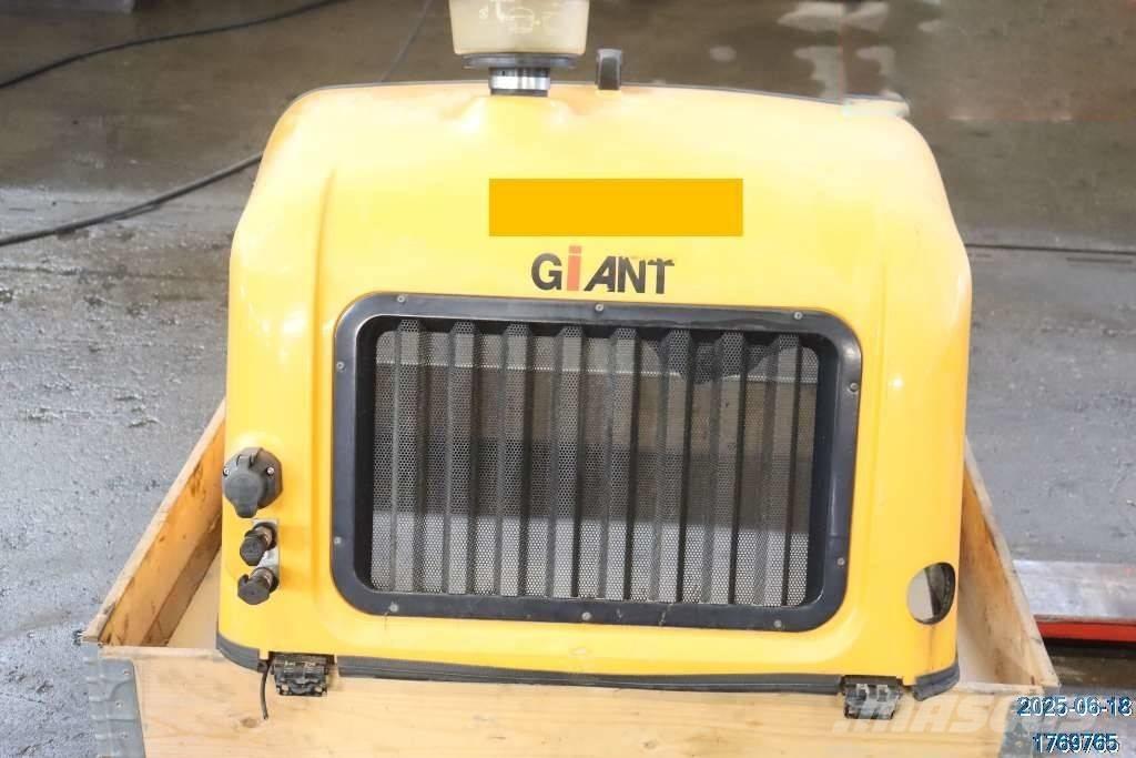 GiANT V 6004 T Cabine en interieur