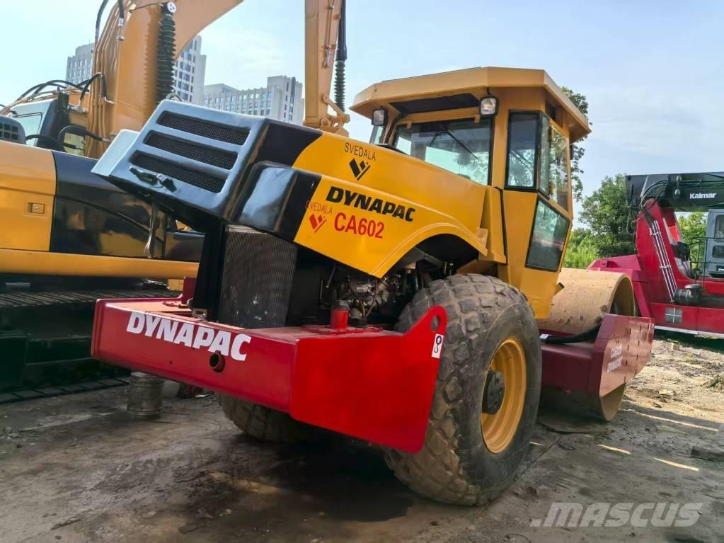 Dynapac CA 602 D Trilrolwalsen