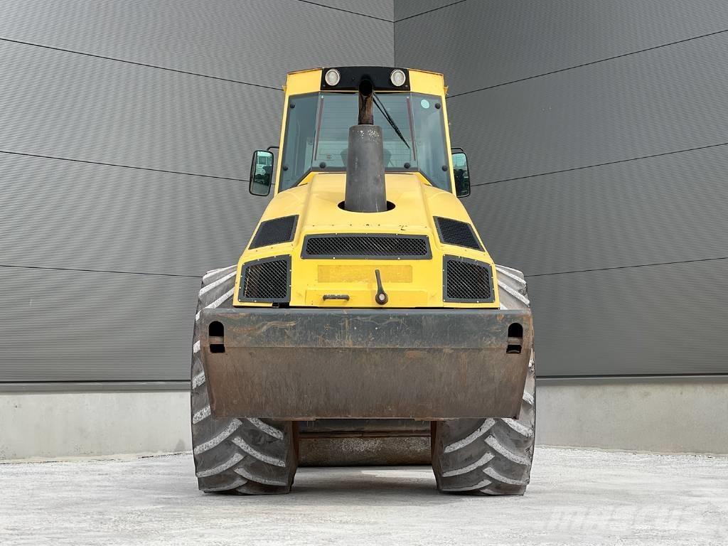 Bomag BW 213 DH-4 Trilrolwalsen