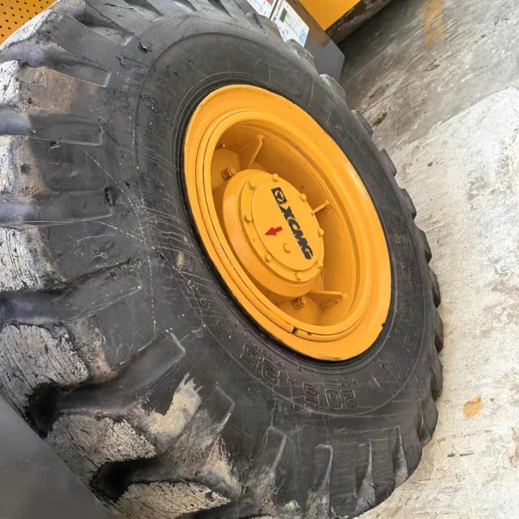 XCMG XS 223 J Trilrolwalsen