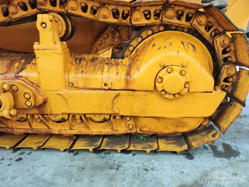 CAT D7G Rupsdozers