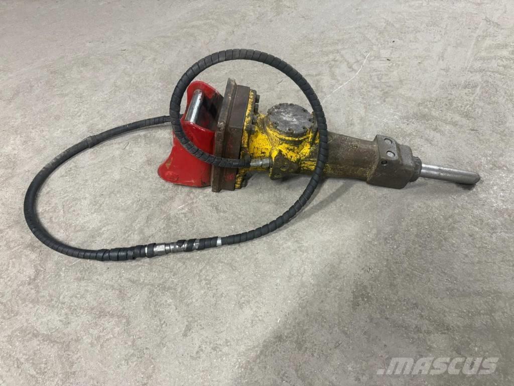 Epiroc SB 102 Hamers en brekers