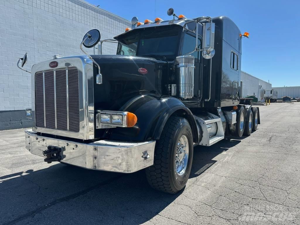 Peterbilt 367 Trekkers