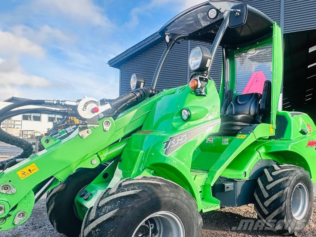 Avant 735 Knik- en schrankladers