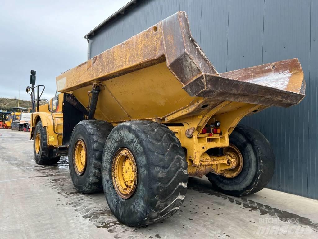 CAT 735B Knik dumptrucks