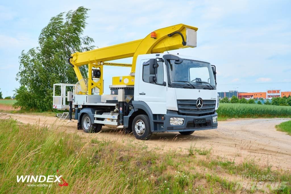 Palfinger P 300 KS Auto hoogwerkers