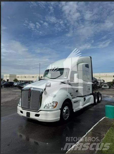 Kenworth T680 Trekkers