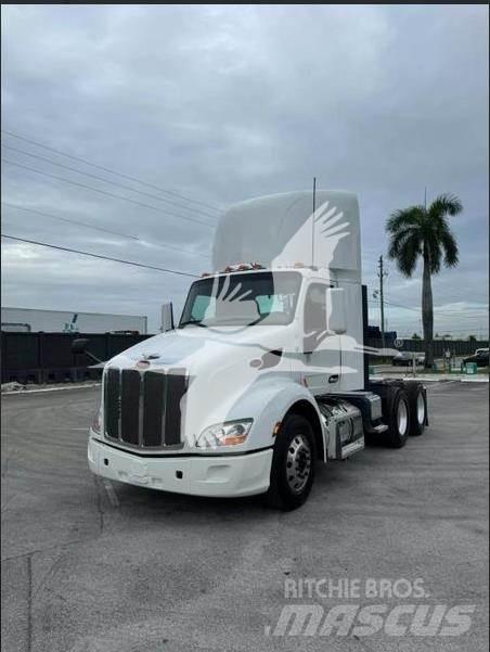 Peterbilt 579 Trekkers
