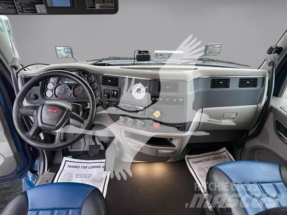 Peterbilt 579 Trekkers