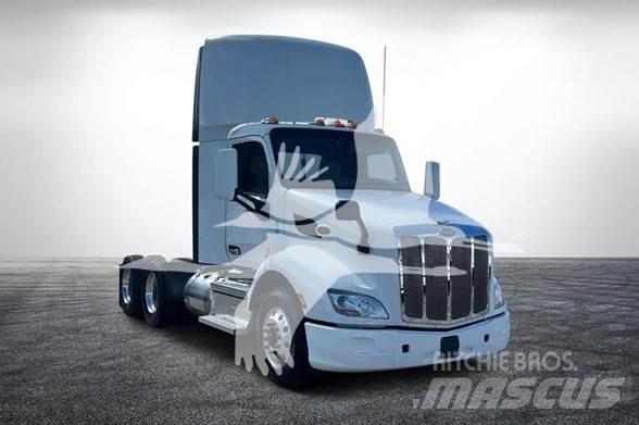 Peterbilt 579 Trekkers