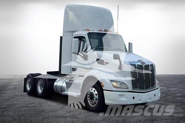Peterbilt 579 Trekkers