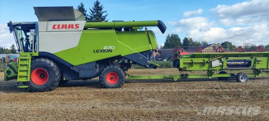 CLAAS Lexion 670 Maaidorsmachines