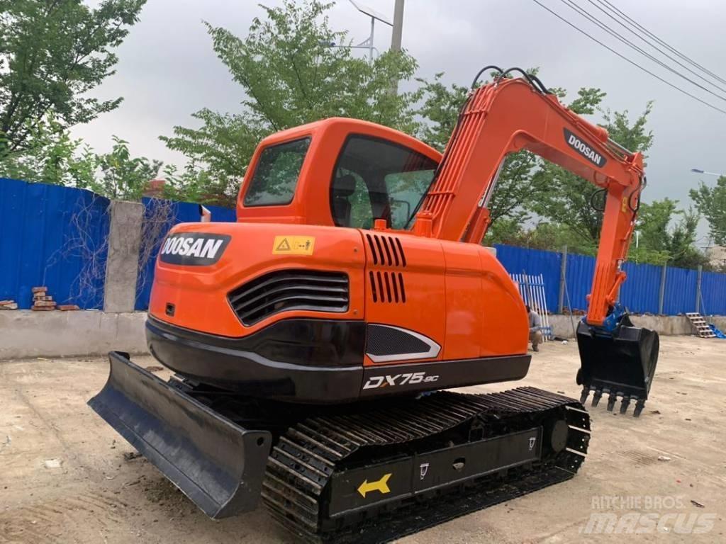Doosan DX 75 Midigraafmachines 7t - 12t
