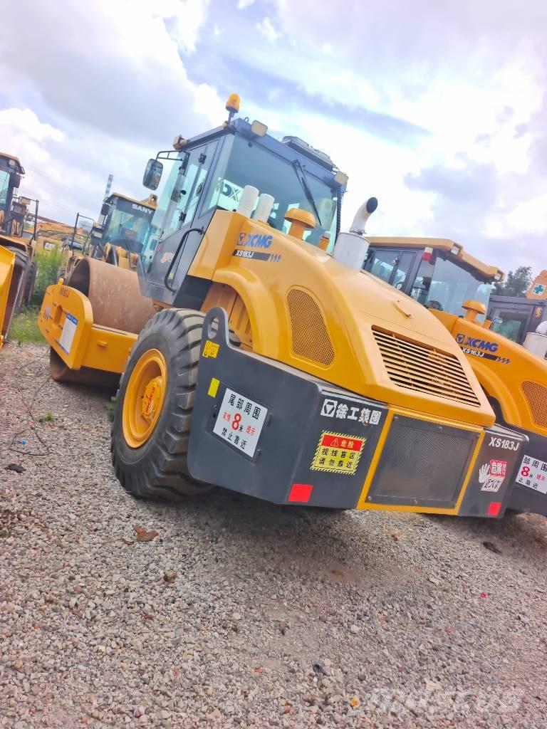 XCMG XS183J Trilrolwalsen