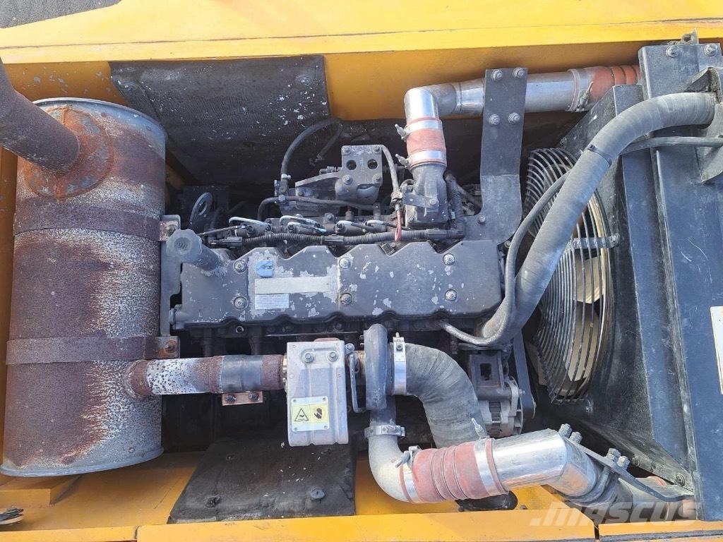 Hyundai R 210 LC 7A Rupsgraafmachines