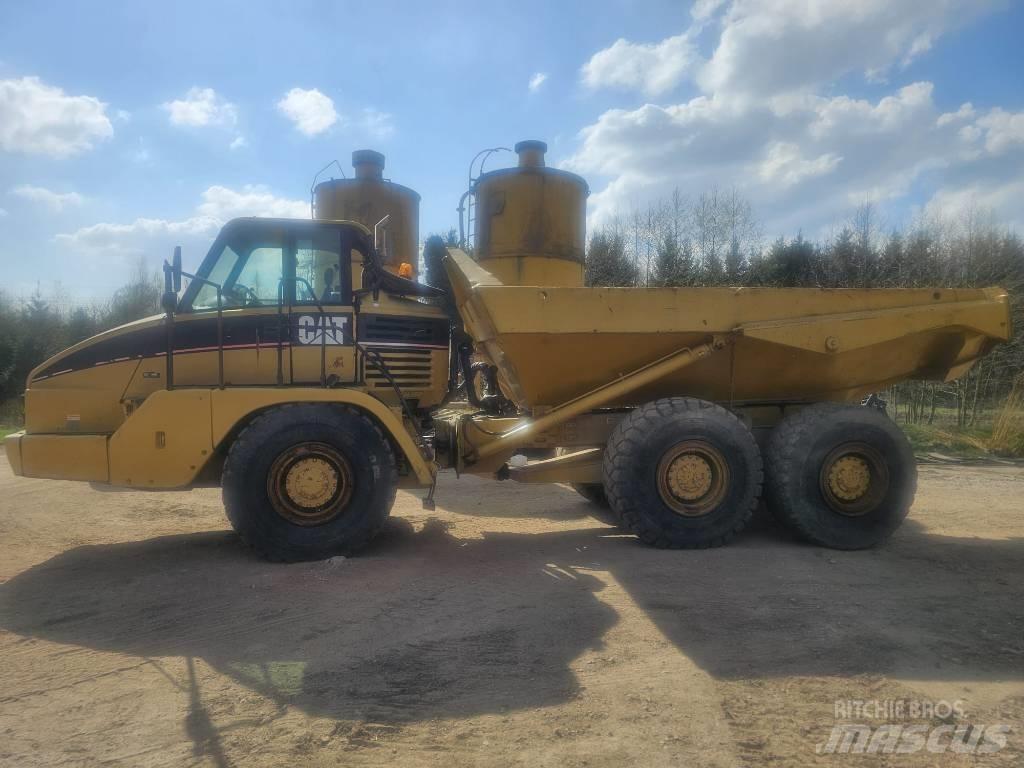 CAT 725 Knik dumptrucks