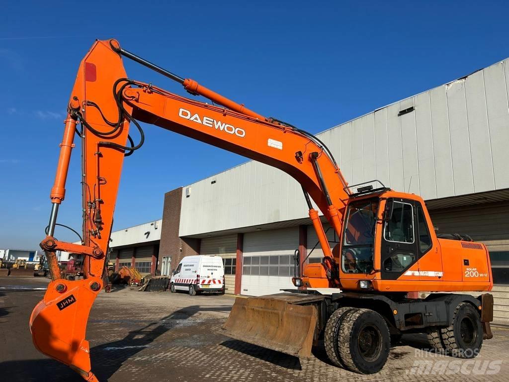 Daewoo Solar 200WV Wielgraafmachines