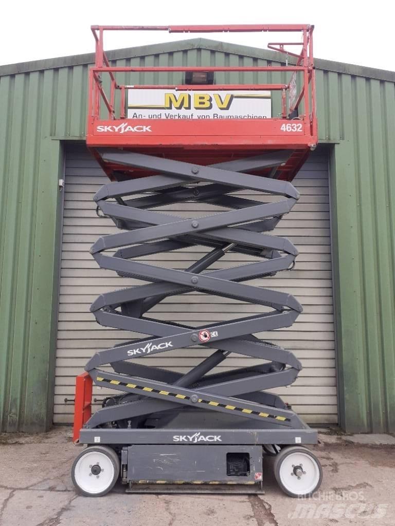 SkyJack SJ III 4632 Schaarhoogwerkers