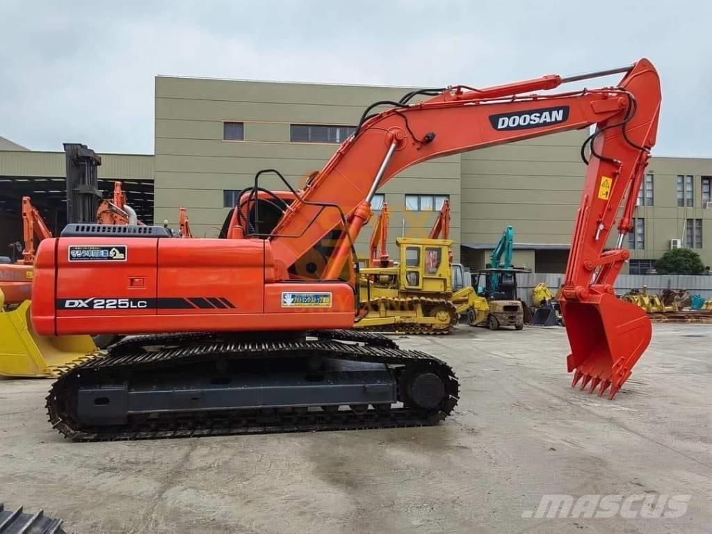 Doosan DX 225 LL Rupsgraafmachines