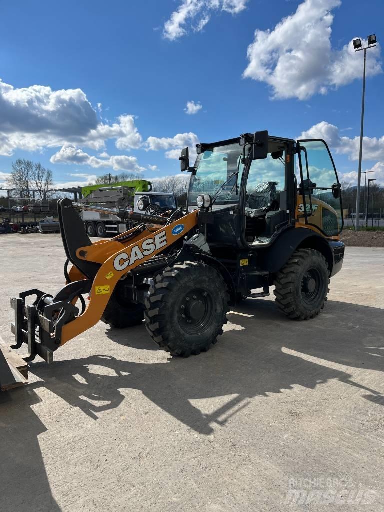 CASE 321 F Wielladers