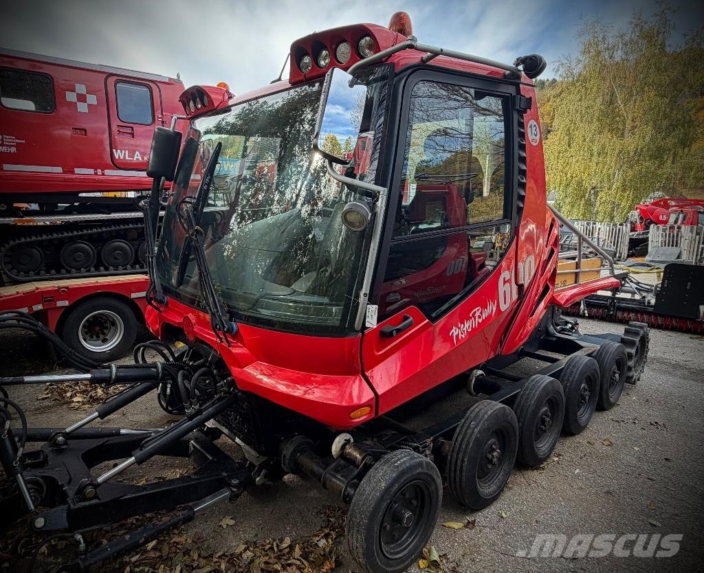  Pisten Bully PB600 Sneeuwruimers en -schuivers