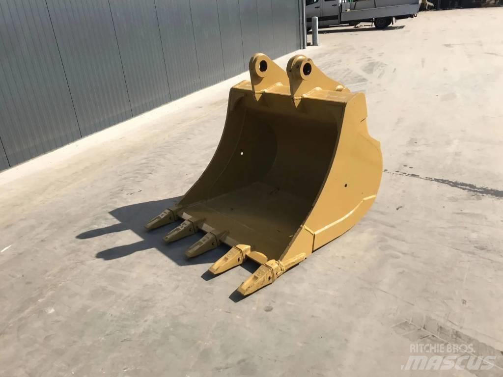 CAT 318D2 Bakken