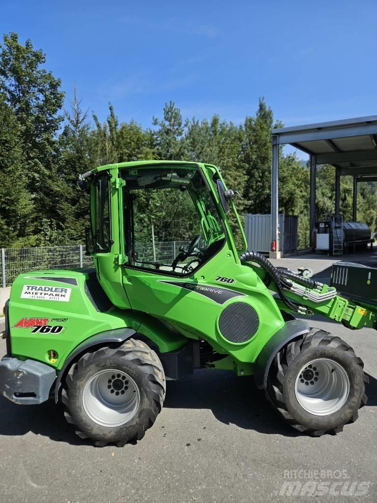Avant 760 I Knik- en schrankladers
