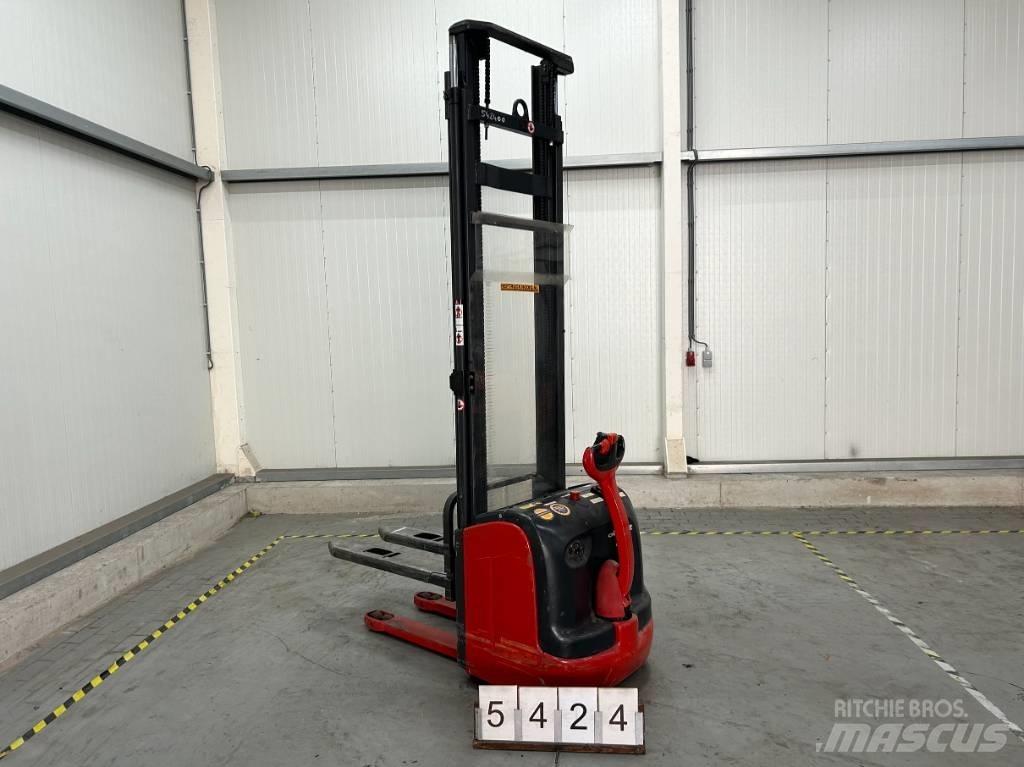 Linde T16L Zelfrijdende stapelaars