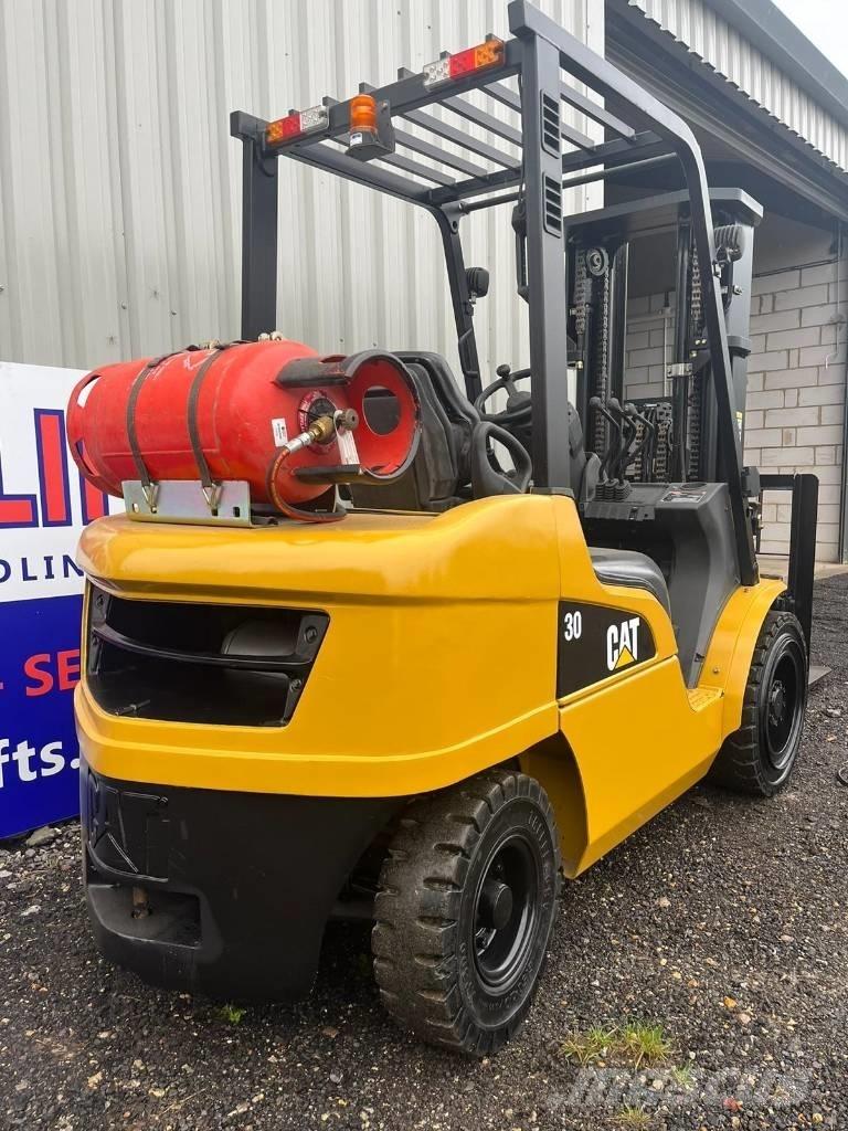 CAT GP30NT LPG heftrucks