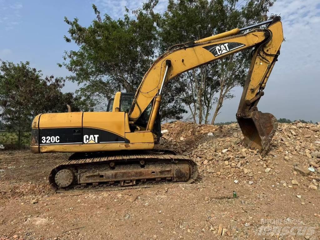 CAT 320 C Rupsgraafmachines