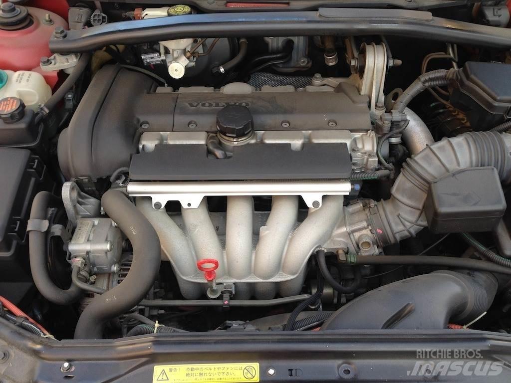 Volvo LA-SB5244W Auto's