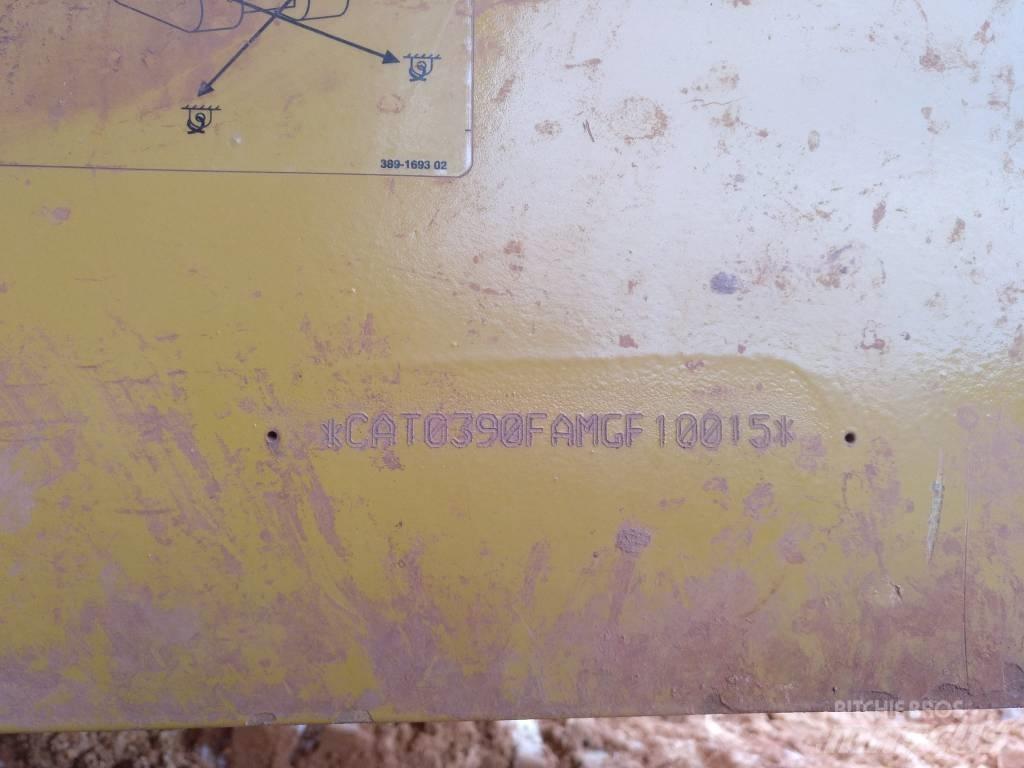 CAT 390 F Rupsgraafmachines