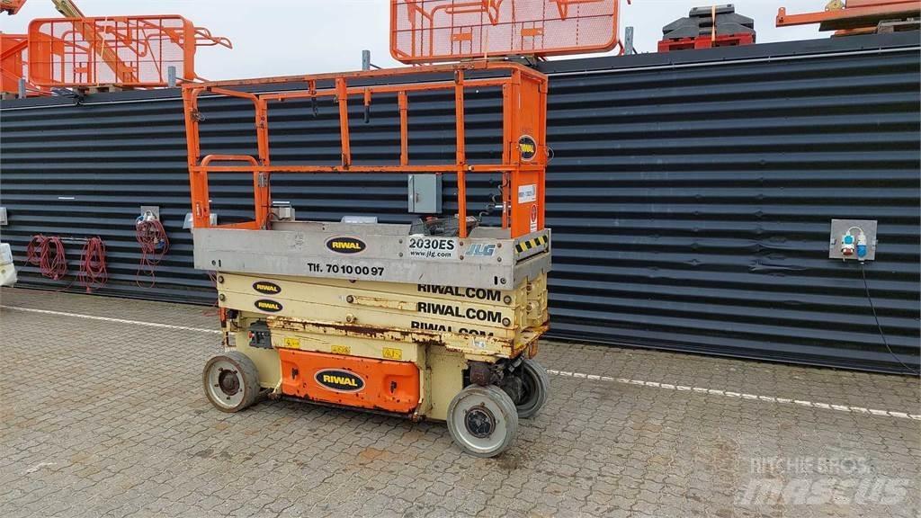 JLG 2030ES Schaarhoogwerkers