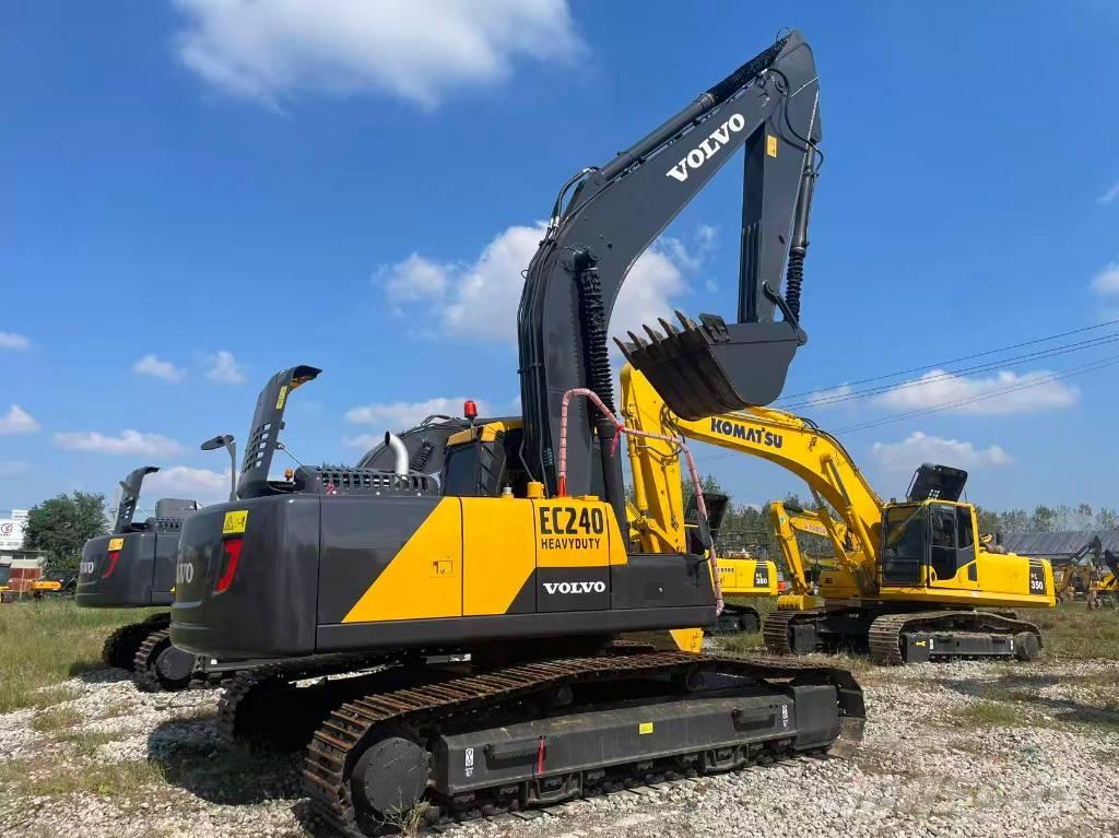 Volvo EC 240 Rupsgraafmachines