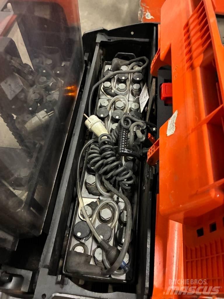 Toyota SWE120L Stapelaar meeloop