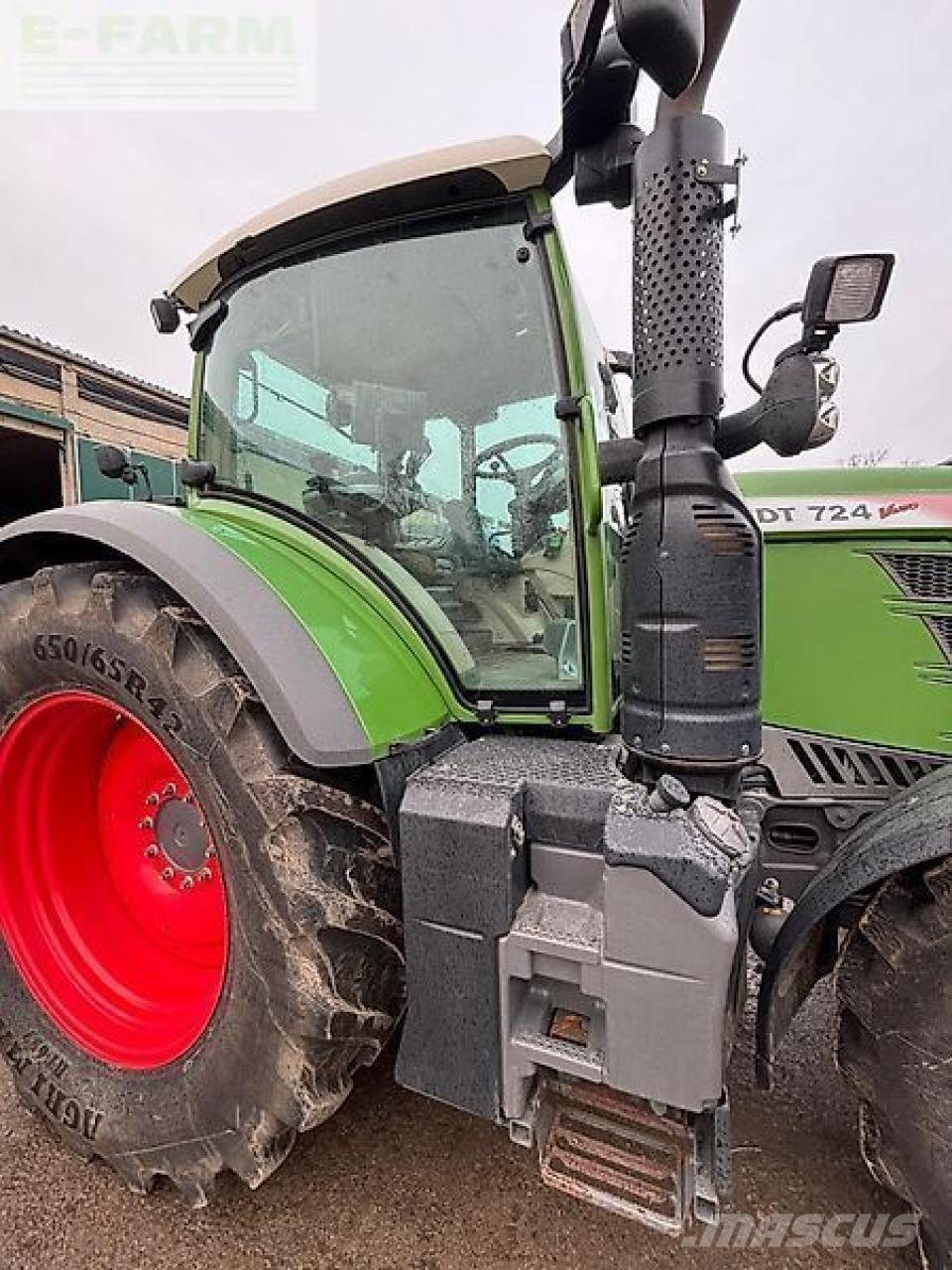 Fendt 724 vario Tractoren