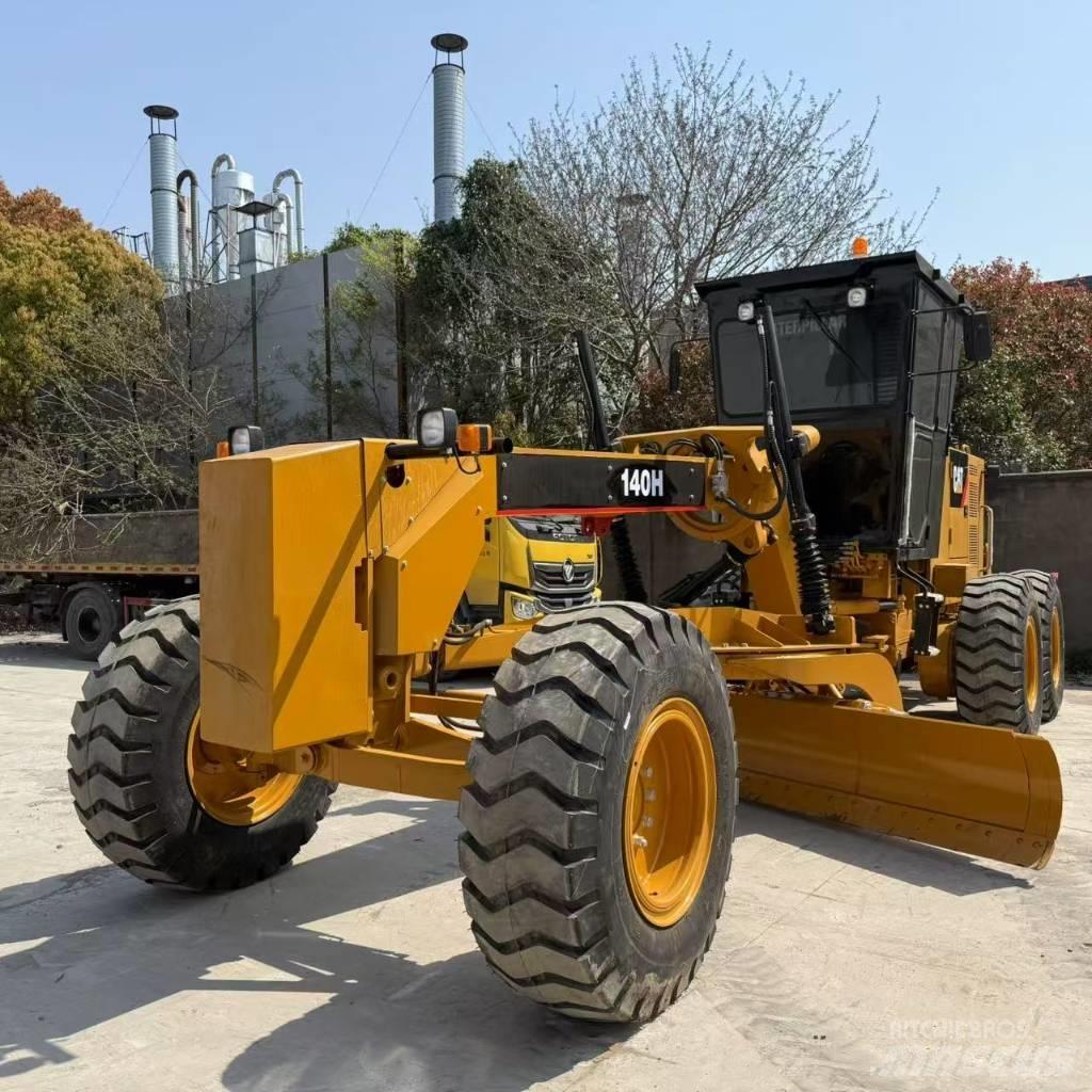 CAT 140 H Graders