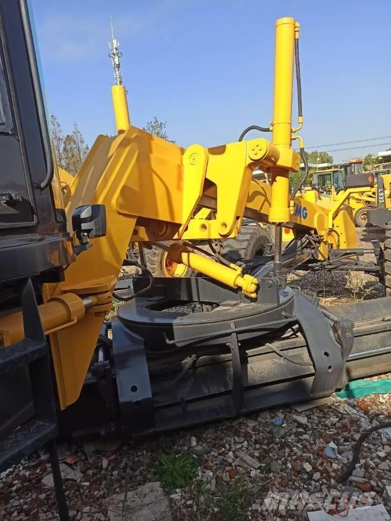 XCMG GR 180 Graders