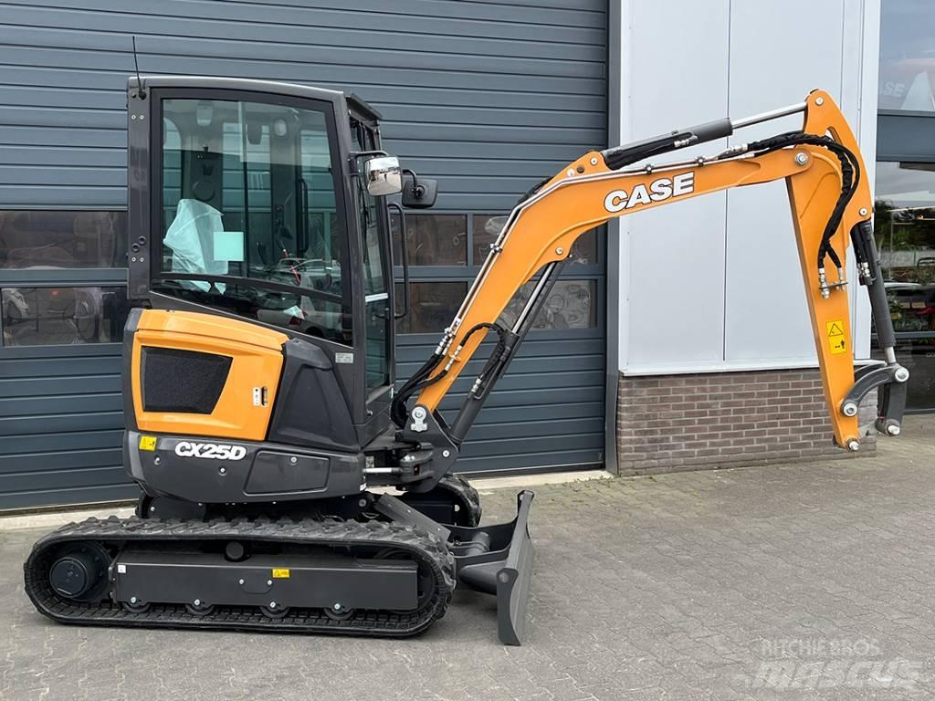 CASE CX 25 D Minigraafmachines < 7t