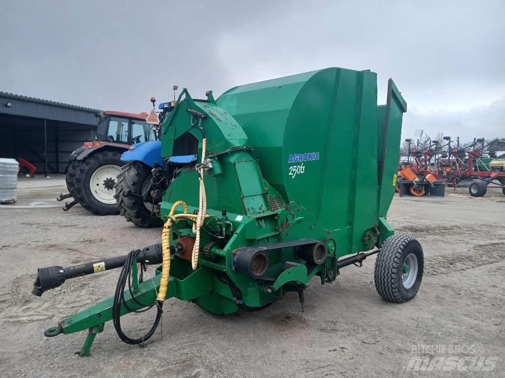 Agronic 250Ts Balenhakselaars, -snijders en -afwikkelaars