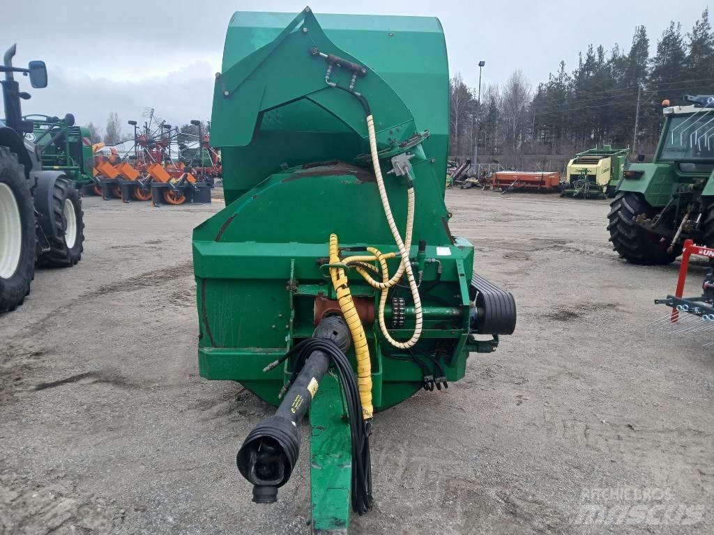 Agronic 250Ts Balenhakselaars, -snijders en -afwikkelaars