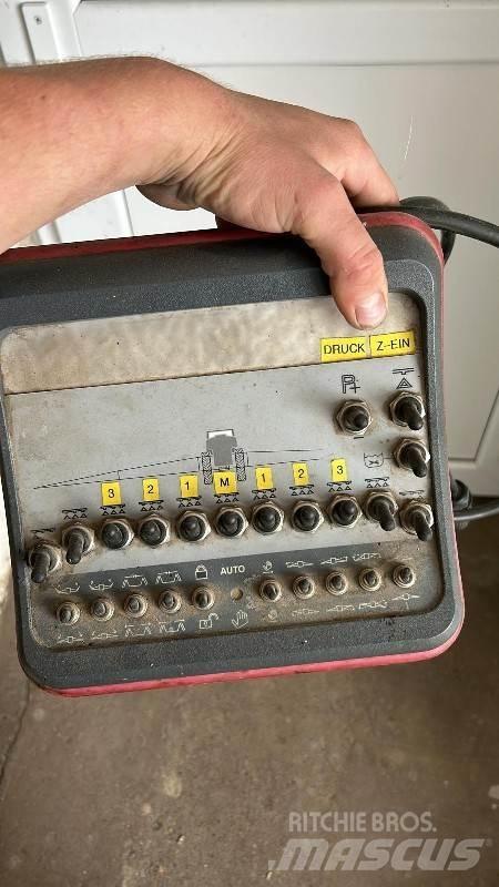 Rau D2 Getrokken spuitmachines