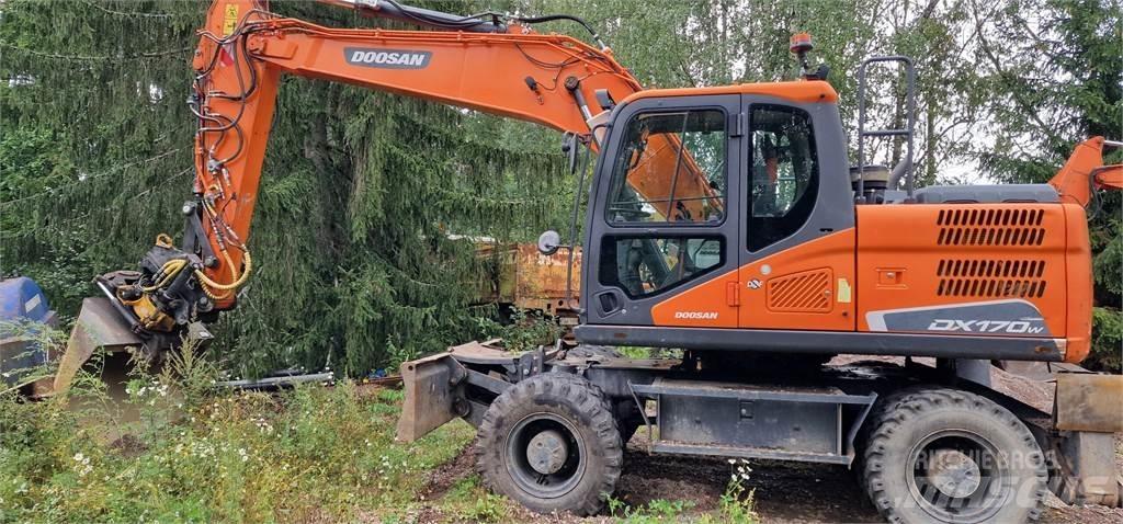 Doosan DX170W Wielgraafmachines